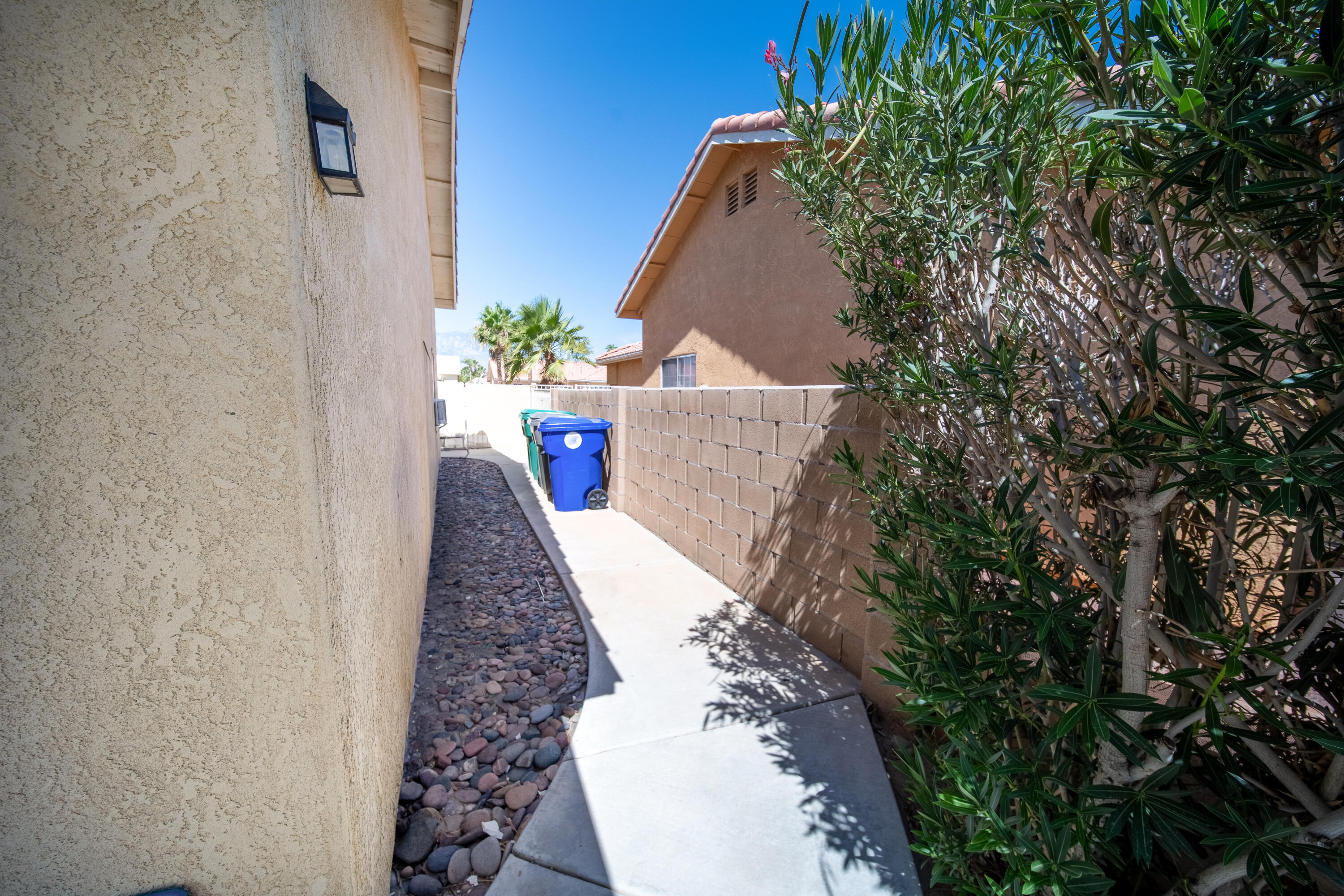 33860 Bell Road Thousand Palms, CA 92276 - Photo 28 of 56 a view of balcony