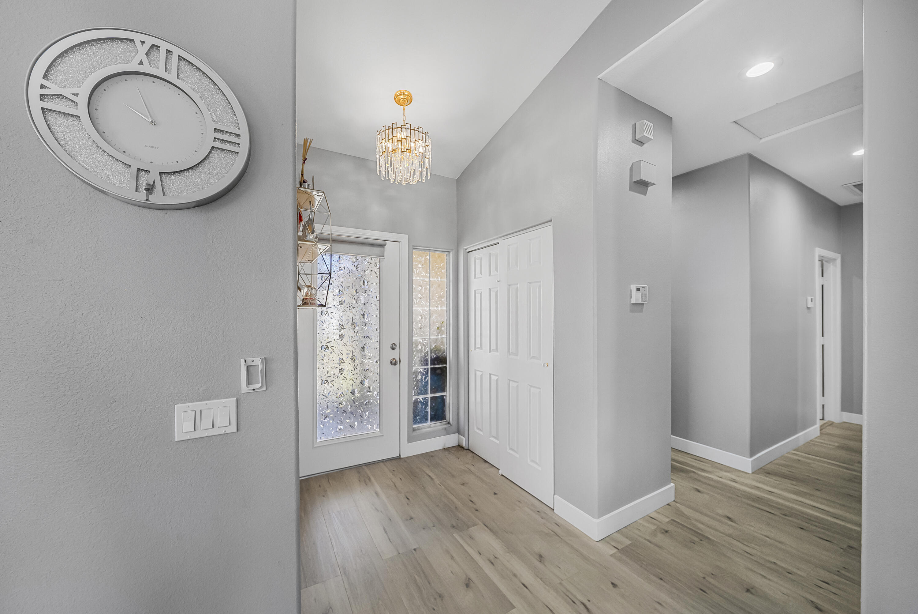 33860 Bell Road Thousand Palms, CA 92276 - Photo 6 of 56 a view of a livingroom with wooden floor and a sink