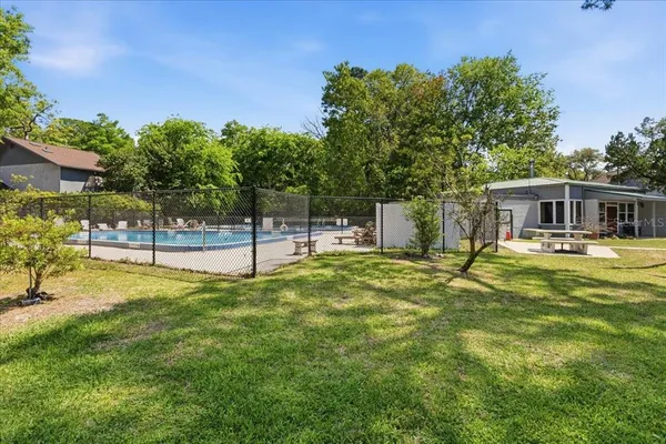 $159,900 | 4435 Northwest 41st Place, Gainesville, FL 32606