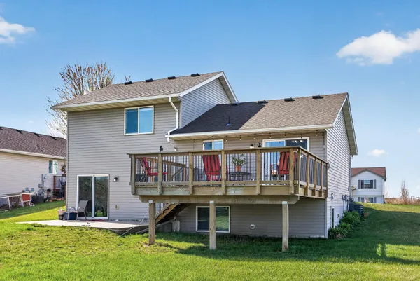 $355,000 | 1601 Griffing Park Road, Buffalo, MN 55313