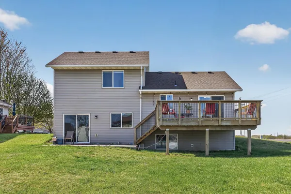 $355,000 | 1601 Griffing Park Road, Buffalo, MN 55313