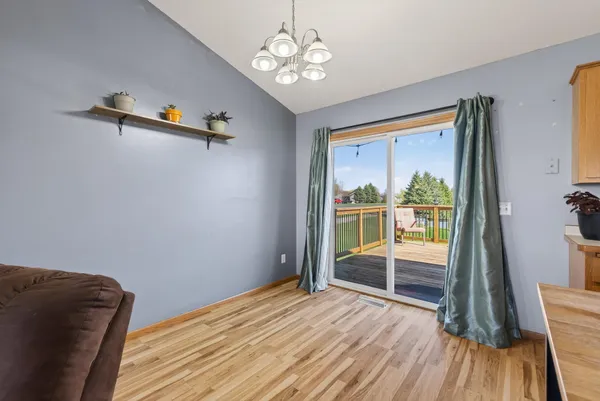 $355,000 | 1601 Griffing Park Road, Buffalo, MN 55313