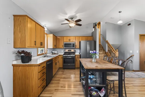 $355,000 | 1601 Griffing Park Road, Buffalo, MN 55313