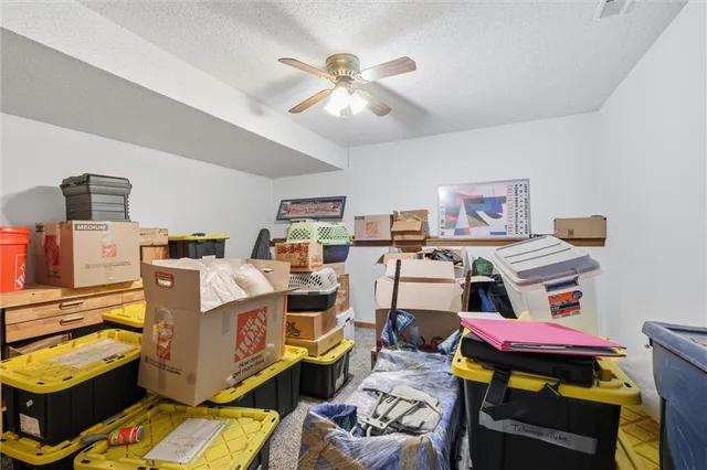 $310,000 | 522 Forest Glen Lane, Lansing, KS 66043