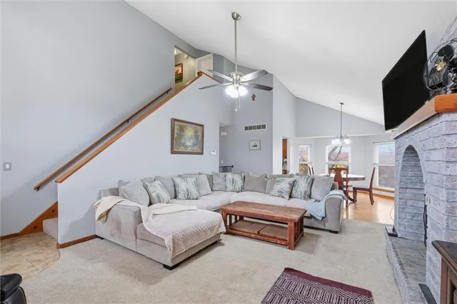 $310,000 | 522 Forest Glen Lane, Lansing, KS 66043