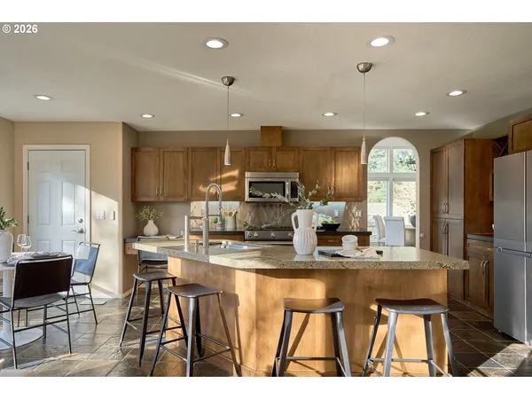 $1,025,000 | 3647 Northwest Orchard Court, Camas, WA 98607