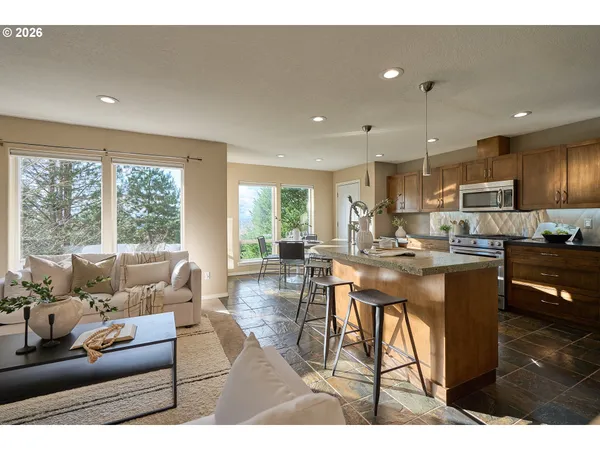 $1,025,000 | 3647 Northwest Orchard Court, Camas, WA 98607
