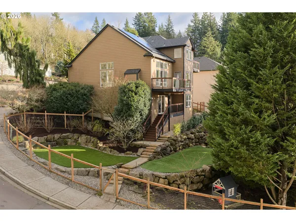 $1,025,000 | 3647 Northwest Orchard Court, Camas, WA 98607