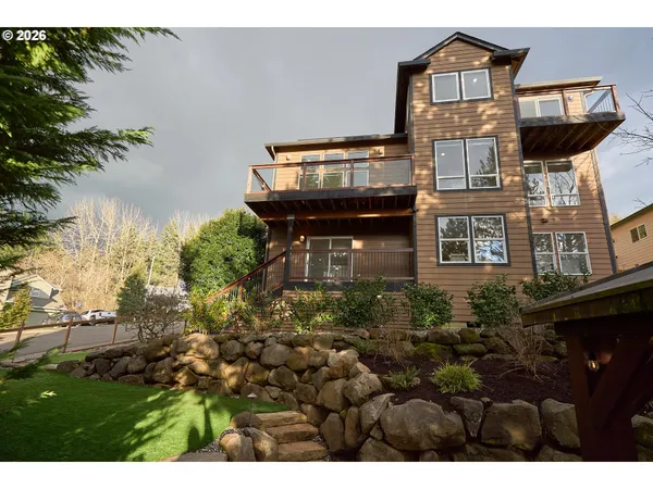 $1,025,000 | 3647 Northwest Orchard Court, Camas, WA 98607