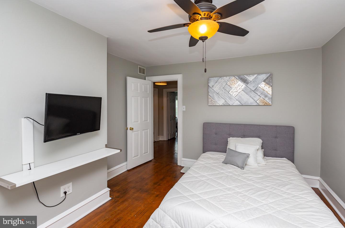 809 Darby Road Havertown, PA 19083 - Photo 24 of 42