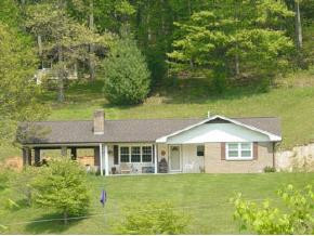29044 Chestnut Ridge Meadowview, VA 24361 - Photo 1 of 9 Photo 1