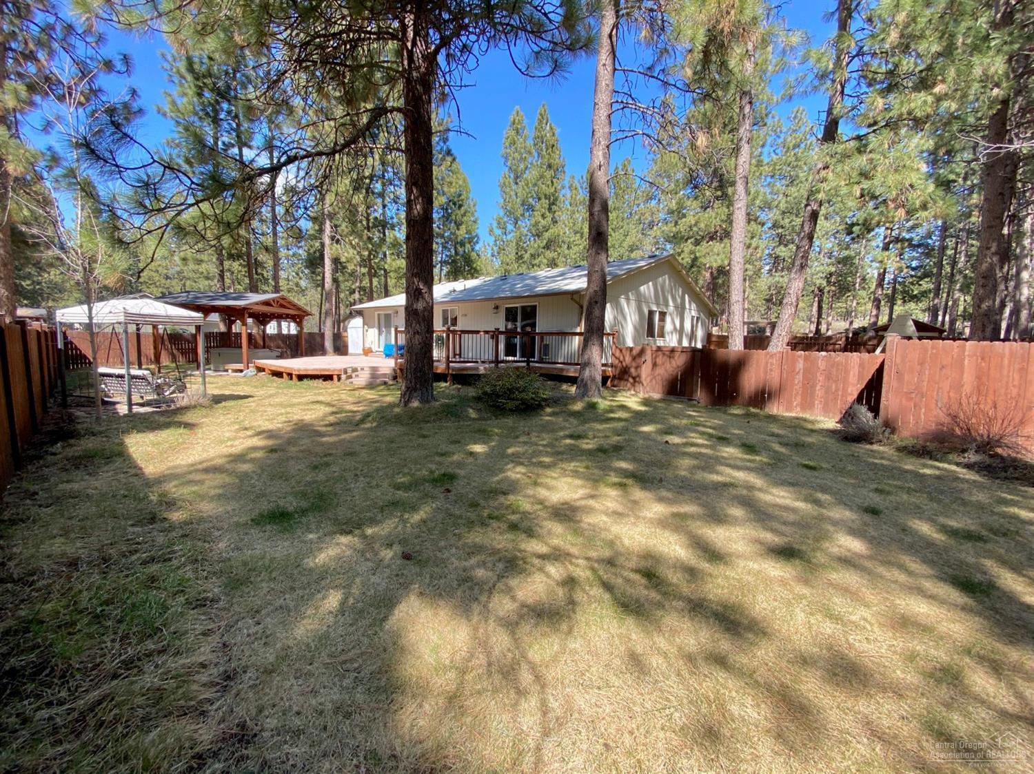 60085 Crater Road Bend, OR 97702 - Photo 4 of 25 Additional Photo