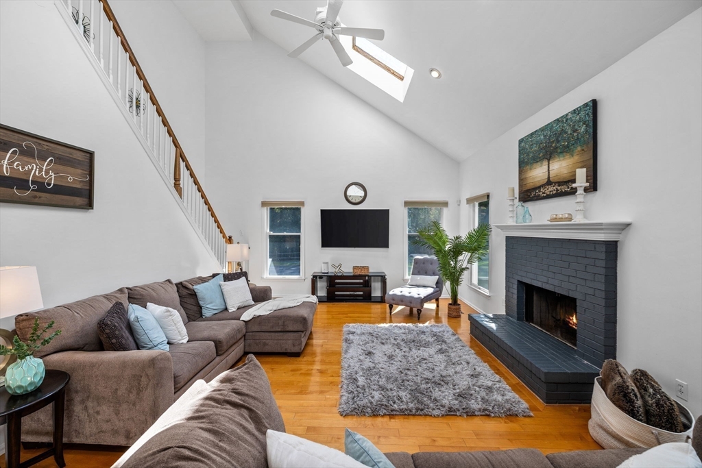 25 Ridge Way North Andover, MA 01845 - Photo 10 of 32 Gallery Image 10