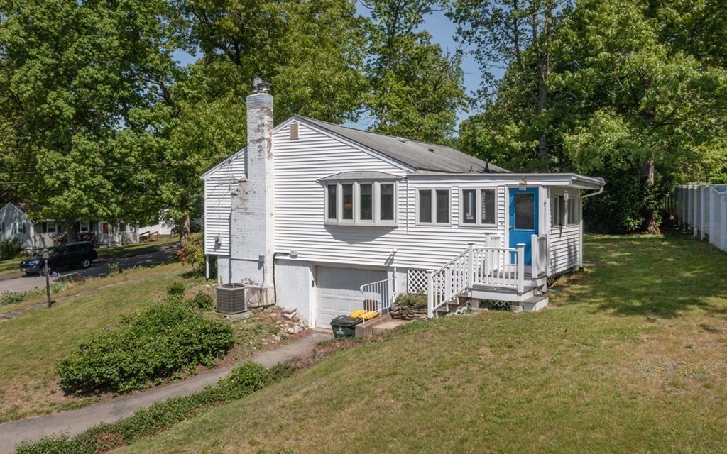 7 Rolling Ridge Road Franklin, MA 02038 - Photo 2 of 28 Gallery Image 2
