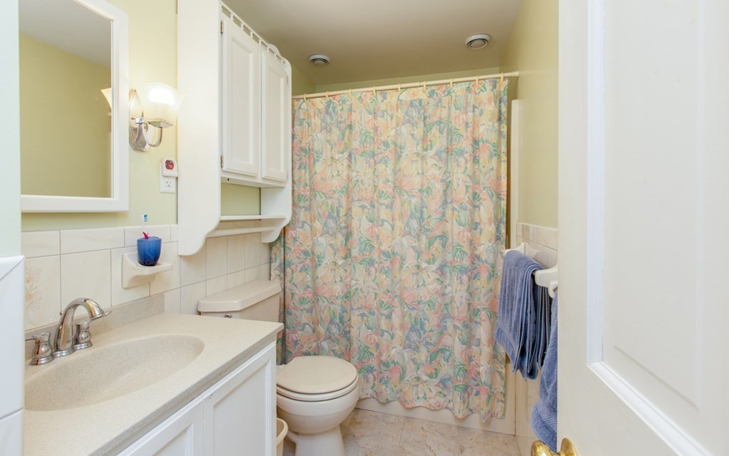 7 Rolling Ridge Road Franklin, MA 02038 - Photo 22 of 28 Gallery Image 22