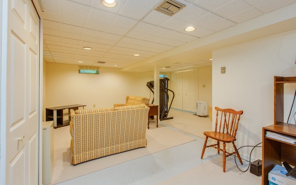7 Rolling Ridge Road Franklin, MA 02038 - Photo 25 of 28 Gallery Image 25