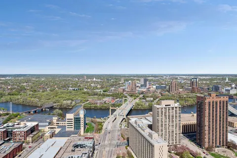 $3,300,000 | 255 Hennepin Avenue, Unit 3303, Minneapolis, MN 55401