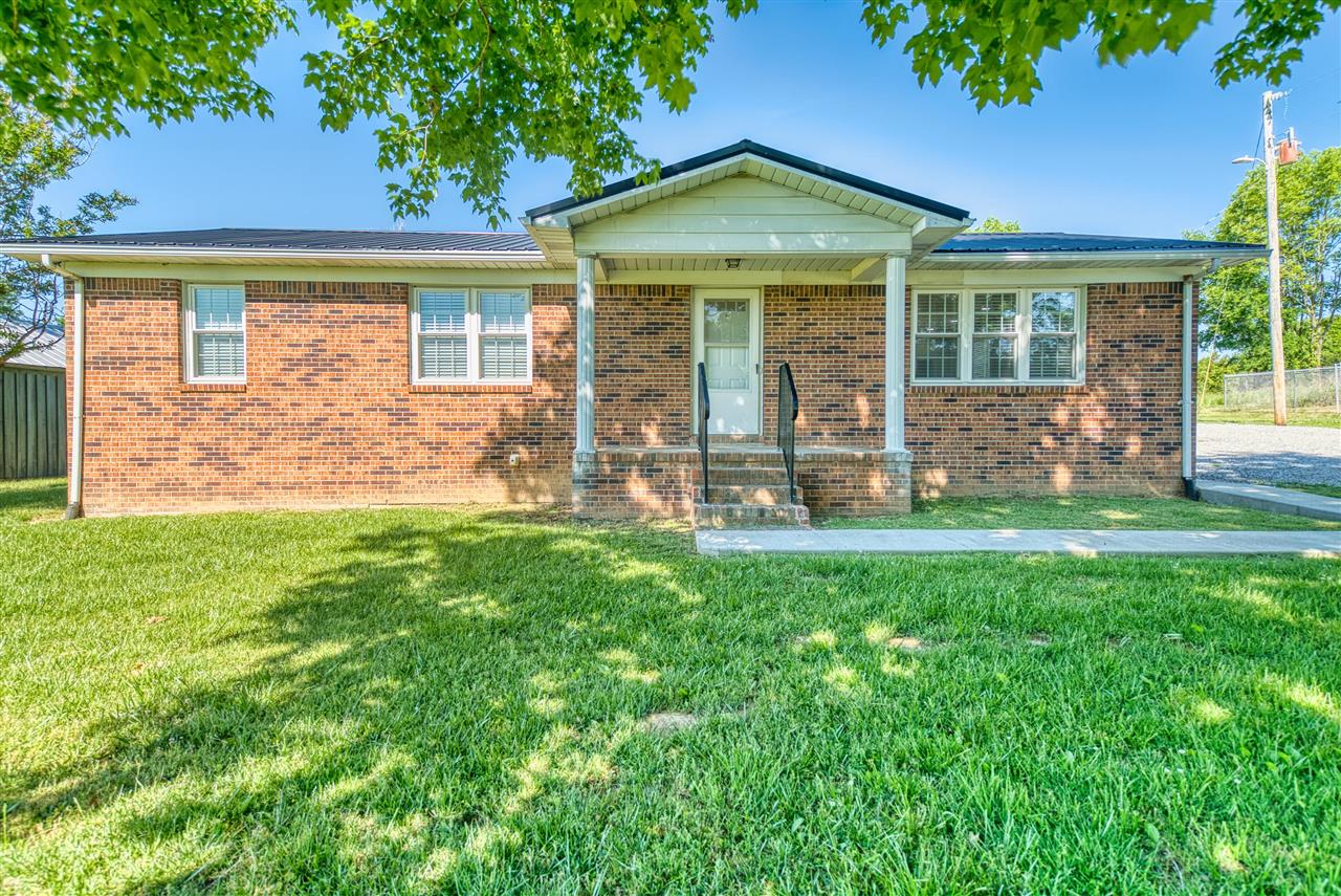391 Wiley Chapel Road Lewisburg, KY 42256 - Photo 1 of 28 Gallery Image 1