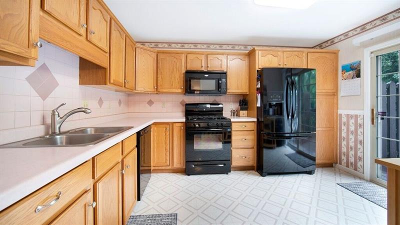140 Terra Drive McKees Rocks, PA 15136 - Photo 10 of 25 Fully equipped kitchen with plenty of counter space