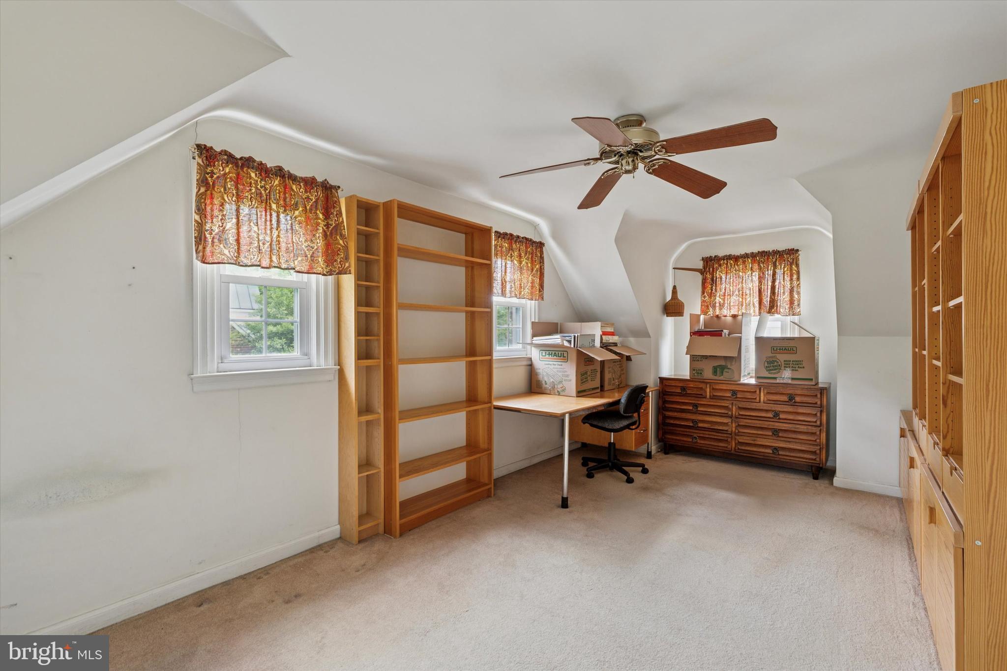 402 Willow Road Oreland, PA 19075 - Photo 17 of 26 Gallery Image 17