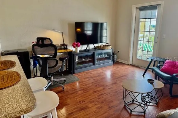 $1,890 | 860 North Orange Avenue, Unit 464, Orlando, FL 32801