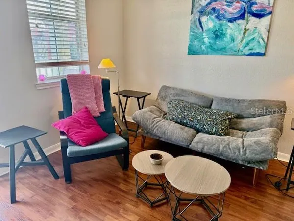 $1,890 | 860 North Orange Avenue, Unit 464, Orlando, FL 32801