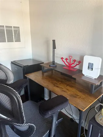 $1,890 | 860 North Orange Avenue, Unit 464, Orlando, FL 32801