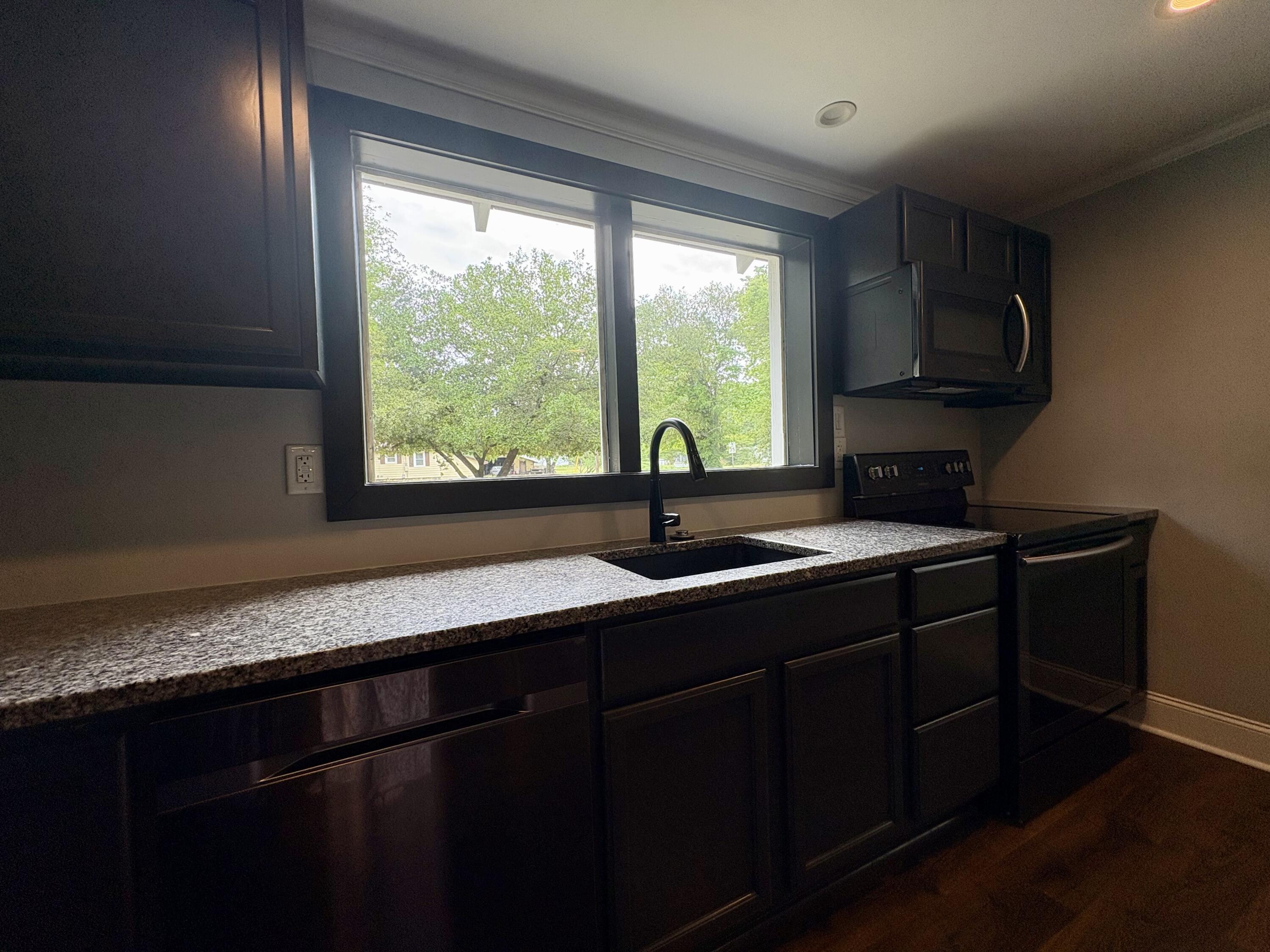 403 Gator Road Gaston, SC 29053 - Photo 9 of 29