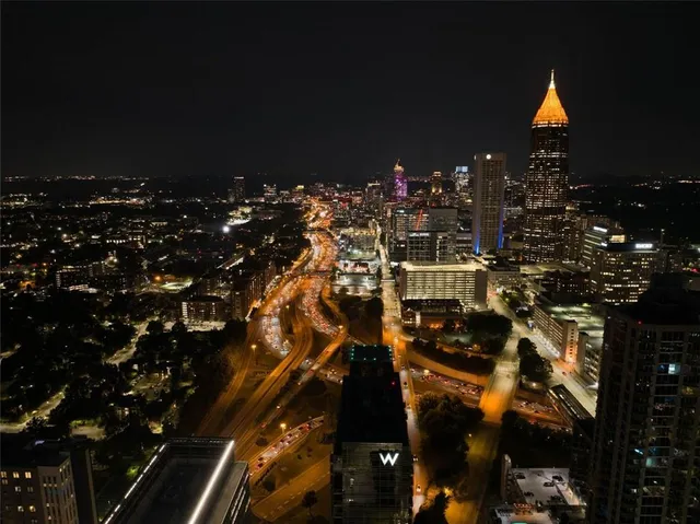 $699,900 | 45 Ivan Allen Jr Boulevard Northwest, Unit 1702, Atlanta, GA 30308