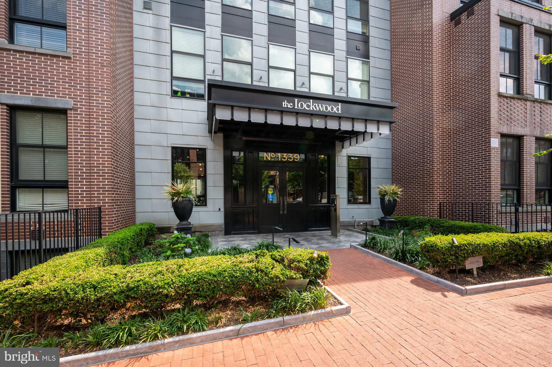 1339 E Street Southeast, Unit 9 Washington, DC 20003 - Photo 4 of 35 a view of a building with potted plants