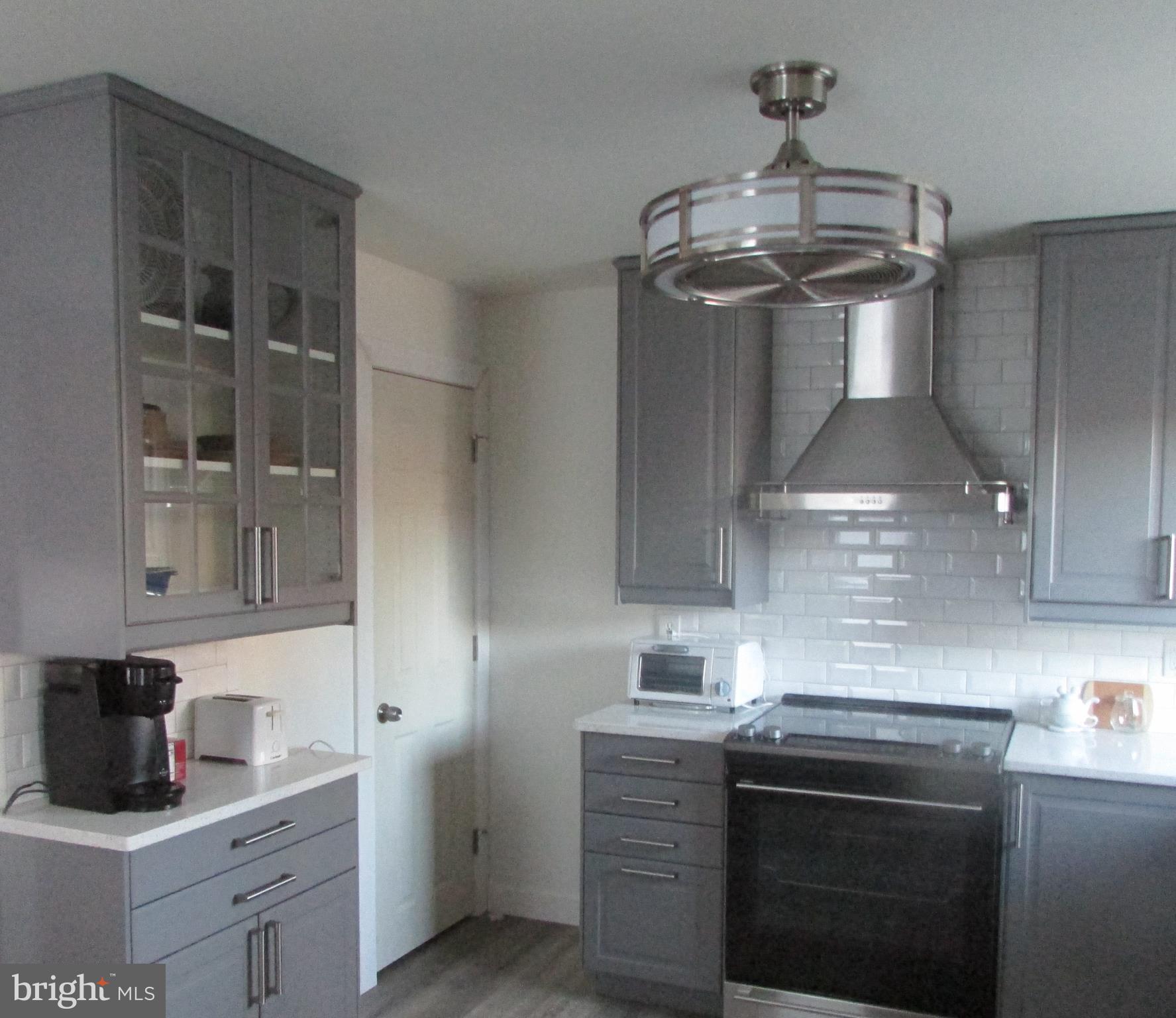 245 Powell Road Springfield, PA 19064 - Photo 9 of 23