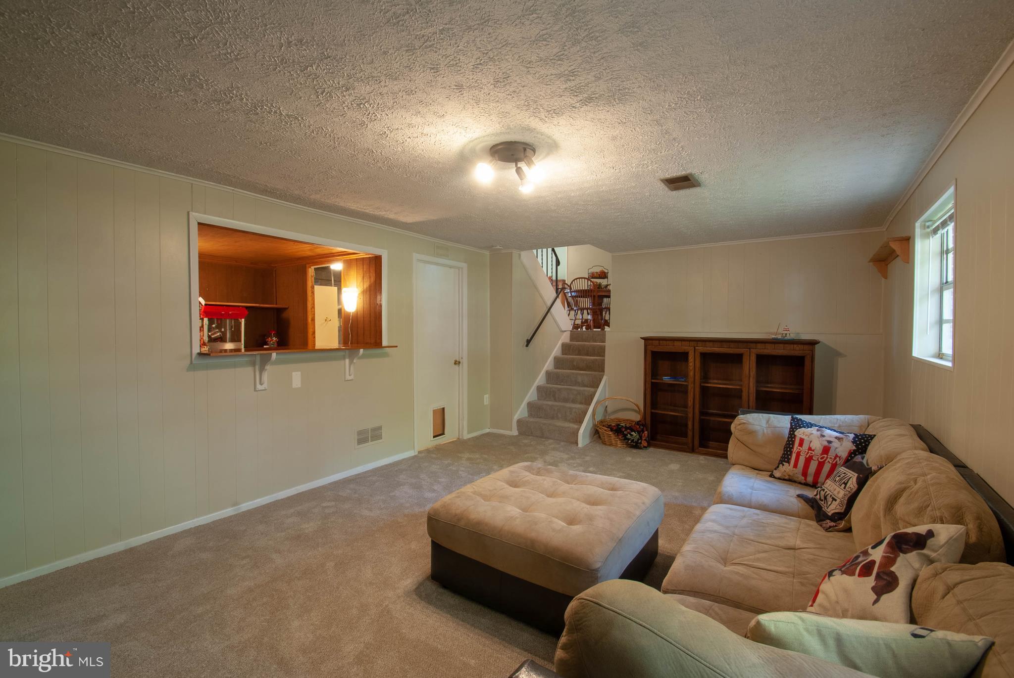 3003 Marlin Drive Riva, MD 21140 - Photo 10 of 36 a living room with furniture and a window