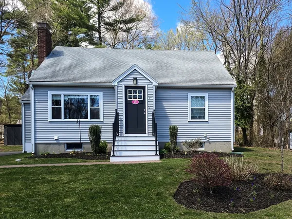 $599,900 | 29 Anderson Road, Stoughton, MA 02072