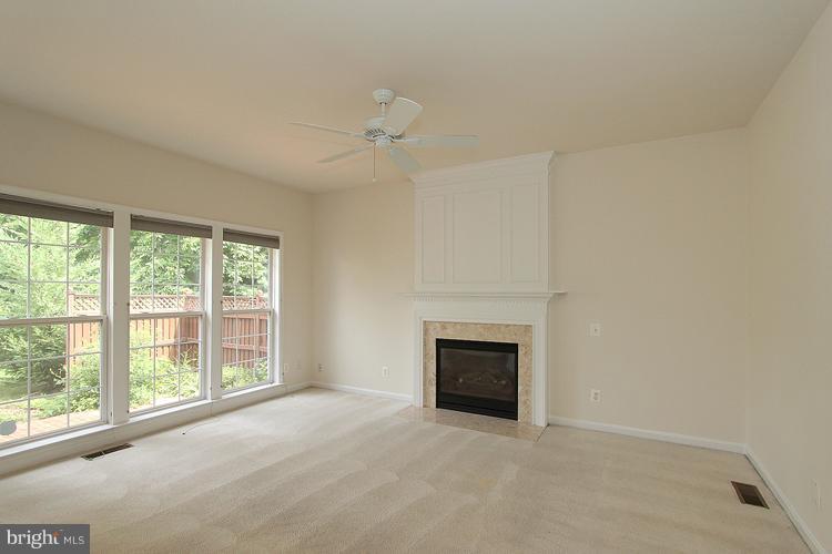 12392 Brown Fox Way Reston, VA 20191 - Photo 21 of 30 Family Room