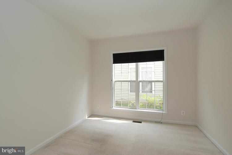 12392 Brown Fox Way Reston, VA 20191 - Photo 24 of 30 Interior (General)