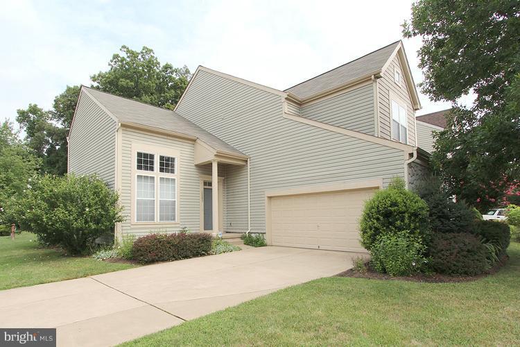 12392 Brown Fox Way Reston, VA 20191 - Photo 30 of 30 Exterior (Front)