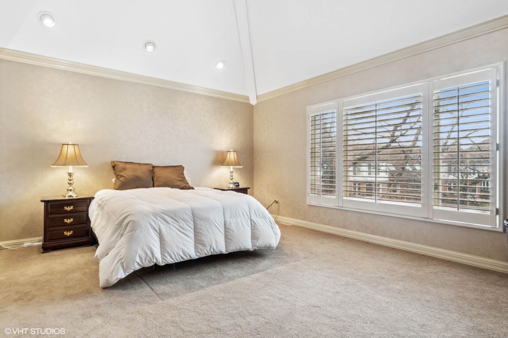 1049 Mar Ln Drive Lake Forest, IL 60045 - Photo 15 of 25 a bedroom with a bed and a large window