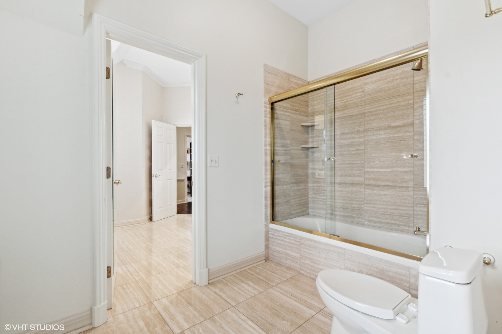 1049 Mar Ln Drive Lake Forest, IL 60045 - Photo 20 of 25 a bathroom with a shower toilet and sink