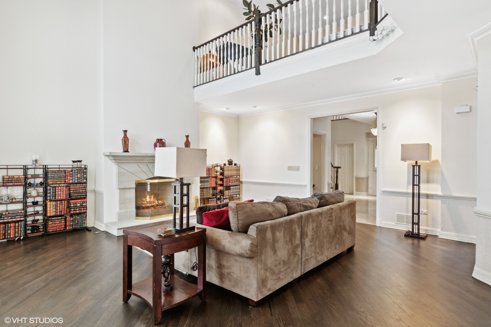 1049 Mar Ln Drive Lake Forest, IL 60045 - Photo 6 of 25 a living room with furniture and wooden floor