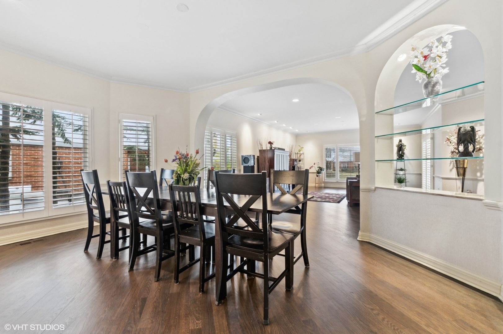 1049 Mar Ln Drive Lake Forest, IL 60045 - Photo 8 of 25 a view of a dining room with furniture and wooden floor