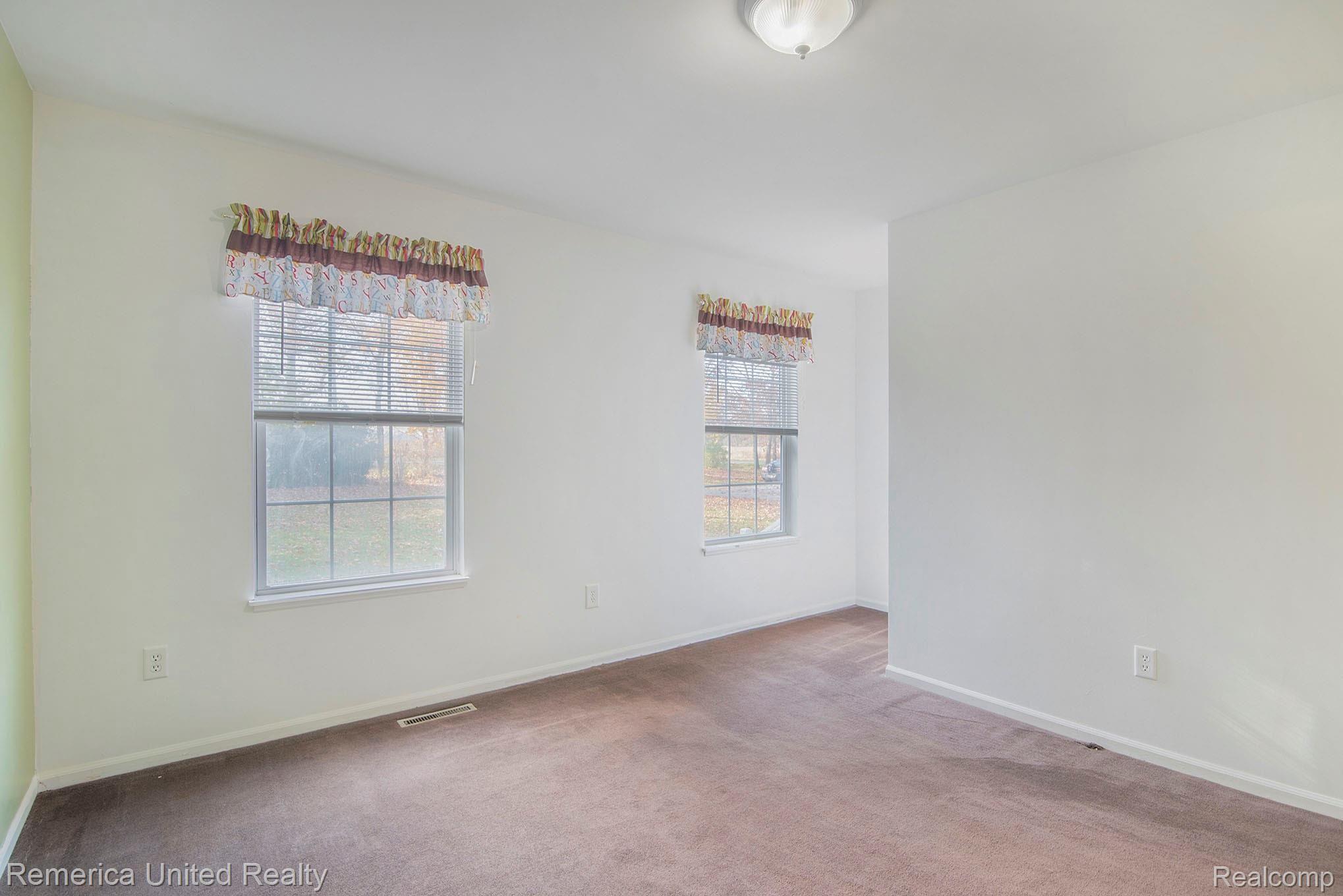 3979 Morton Road Stockbridge, MI 49285 - Photo 15 of 33 DSC_2898.jpg