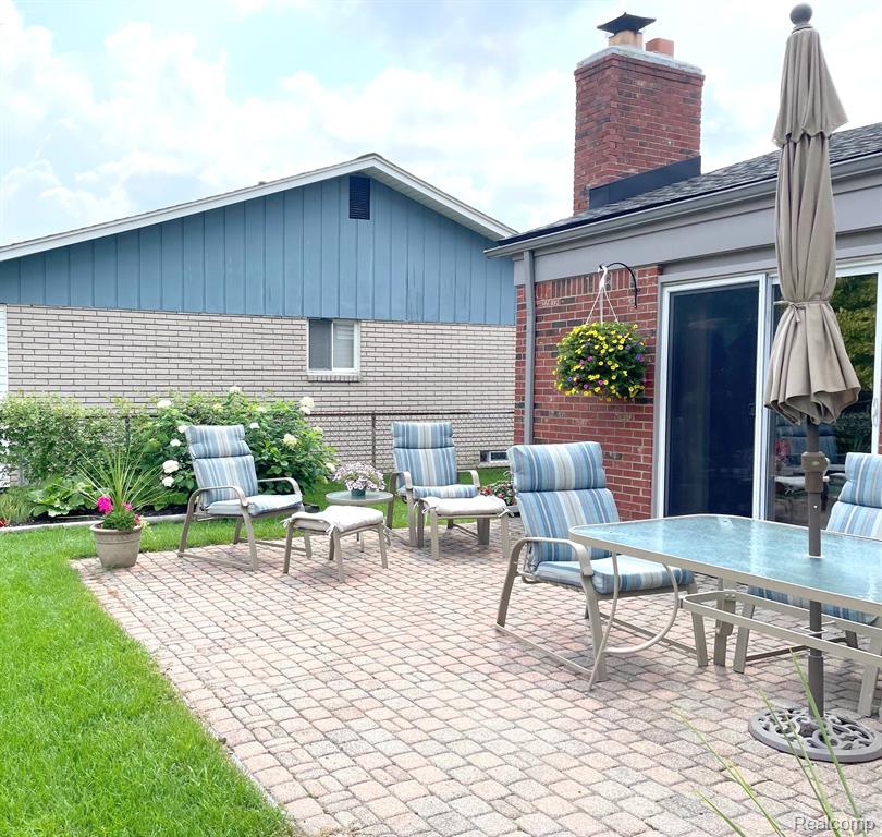 42976 Saxony Road Canton, MI 48187 - Photo 31 of 34