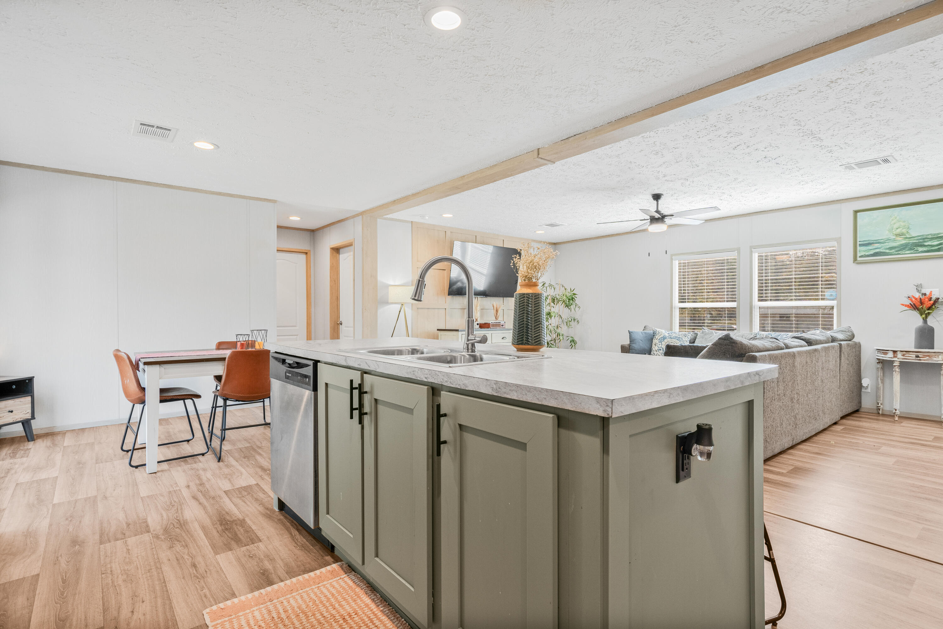 116 East Church Street Bonneau, SC 29431 - Photo 21 of 33 DSC04126