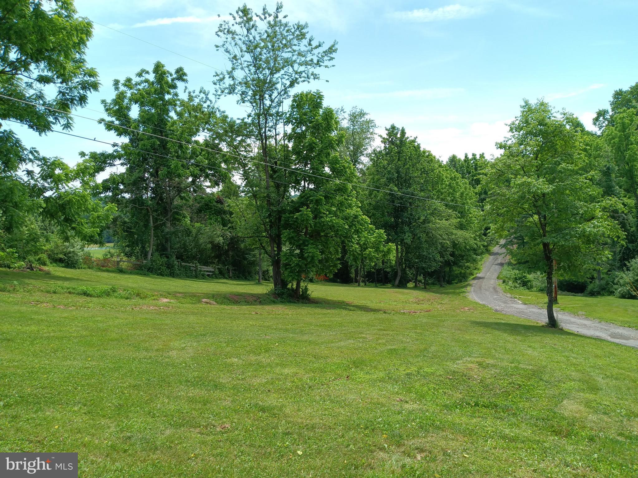 73 Weaver Road Morgantown, PA 19543 - Photo 5 of 29 Gallery Image 5