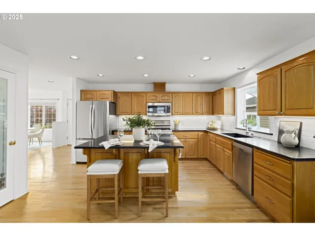 $550,000 | 22271 Northeast Lachenview Lane, Fairview, OR 97024