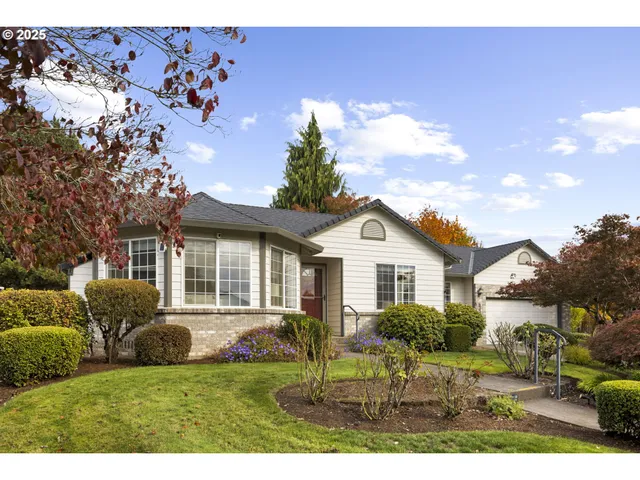 $550,000 | 22271 Northeast Lachenview Lane, Fairview, OR 97024