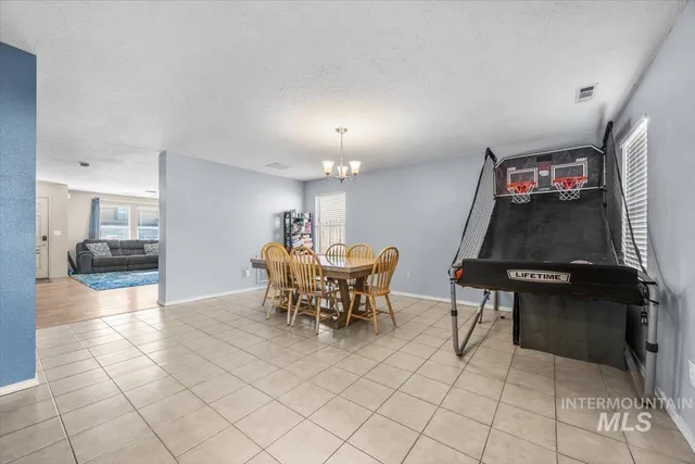 $399,900 | 208 Parkland Way, Caldwell, ID 83605