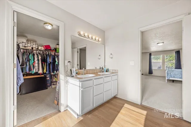 $399,900 | 208 Parkland Way, Caldwell, ID 83605