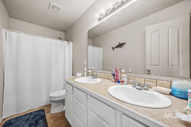 $399,900 | 208 Parkland Way, Caldwell, ID 83605