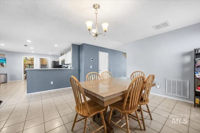 $399,900 | 208 Parkland Way, Caldwell, ID 83605